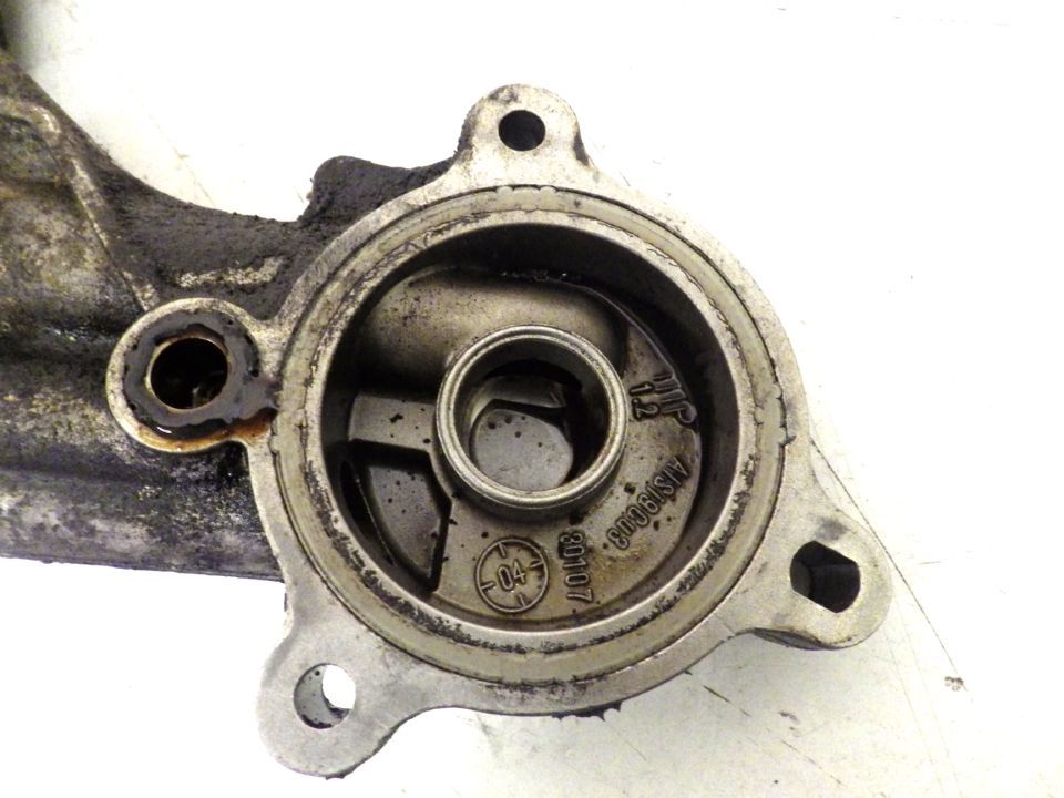 Peugeot 307, 1.4 KFU Oil Filter Housing, 9646043180, 1103L6 eBay